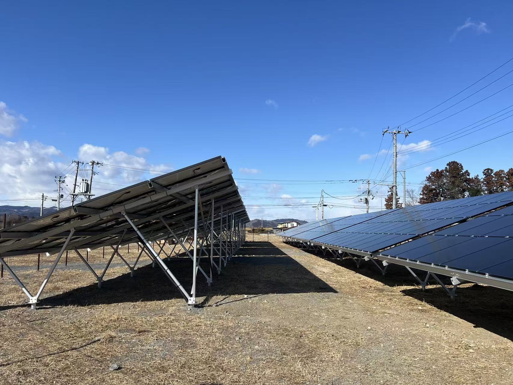 مادة قوس الأرض الشمسية