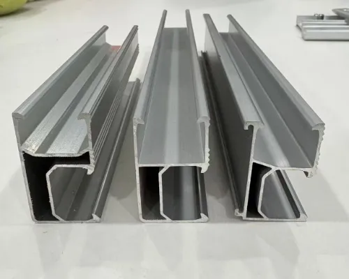 قضبان سبائك الألومنيوم الكهروضوئية R47